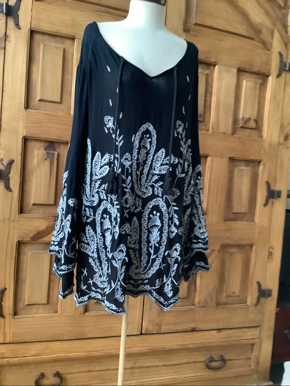Style & Co. Black Paisley V-Neck Tunic Top